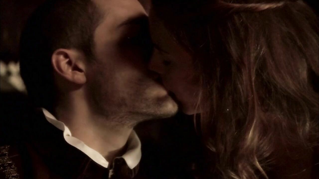 Gabrielle Anwar sexy, Sex scene from The Tudors s01e04 (2007)