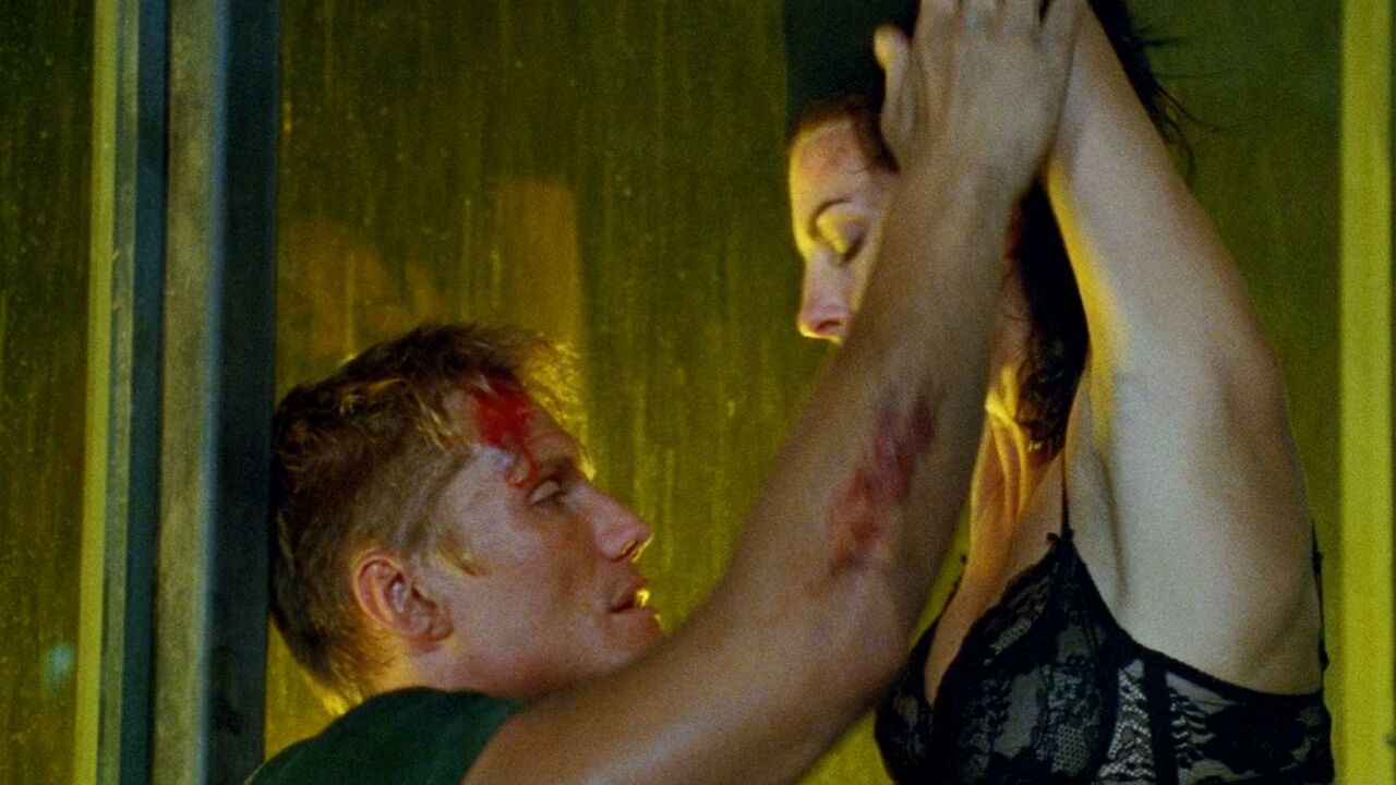 Gina Bellman sexy, Sex scene from Silent Trigger (1996)