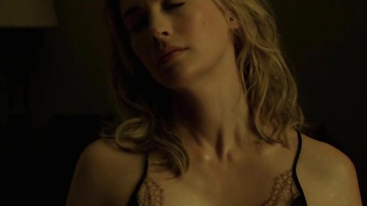 Nude celebs -: January Jones sexy - Good Kill (2014)