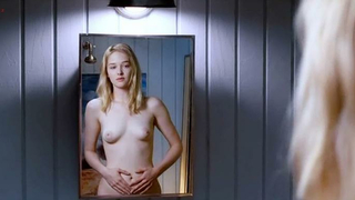 Celebrità nude »: Jess Weixler nuda - Teeth (2007)