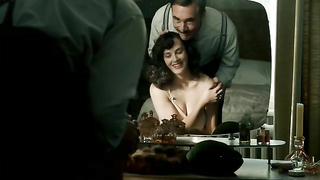 Celebridades desnudas » Leanne Best desnuda, Jessica Brown Findlay desnuda - The Outcast s01e01 (2015)