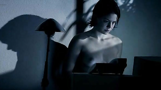 Leandra Leal nude -  sex scene from Nome Proprio (2007)