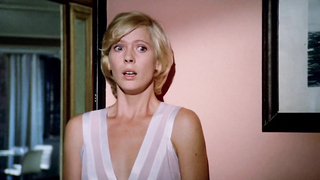 Celebridades nuas » Mimsy Farmer nua - Il Profumo della Signora em Nero (1974)