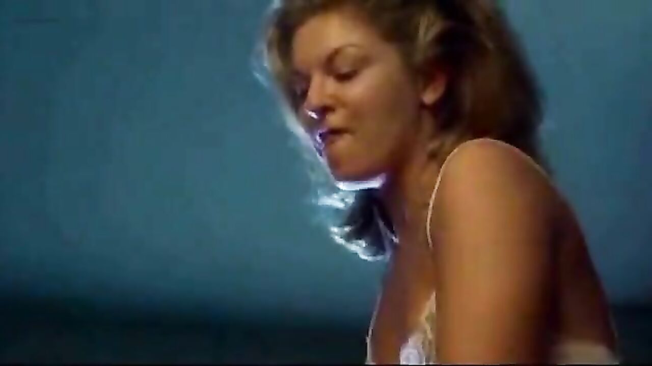 Sheryl Lee nude -  sex scene from Bliss (1997)