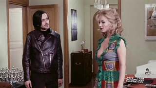 Celebridades nuas » Sybil Danning nua, Barbara Bouchet nua - La dama rossa uccide sette volte (1972)