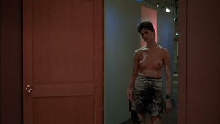 Celebridades nuas » Linda Fiorentino nua, Rosanna Arquette sexy - After Hours (1985)