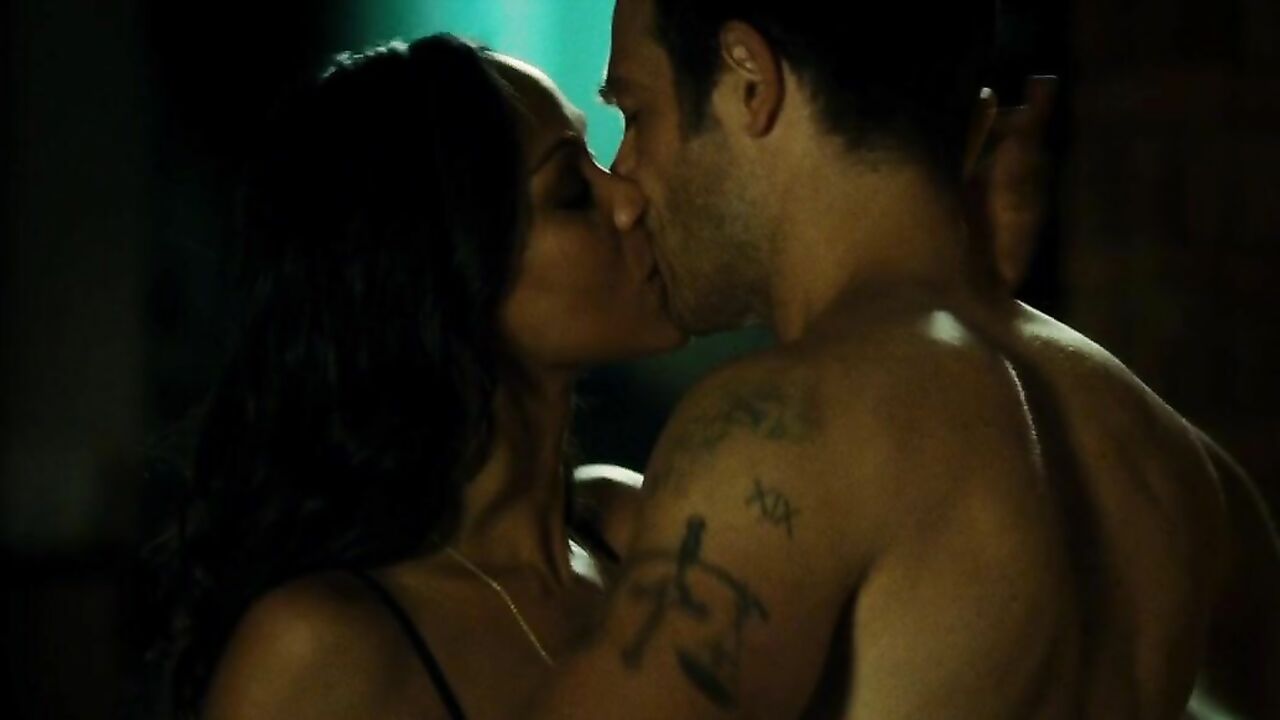 Nackte Promis » Zoe Saldana sexy – Colombiana (2011)