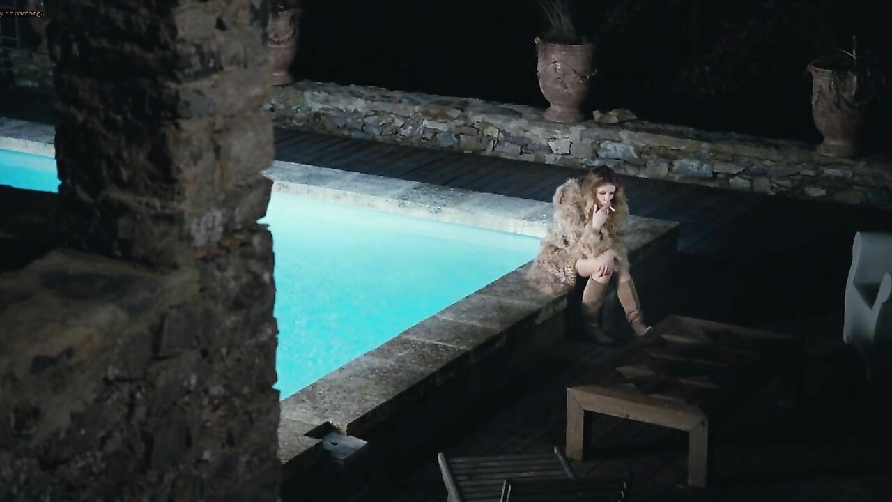 Christa Theret nude -  sex scene from Le bruit des Glacons (2010)