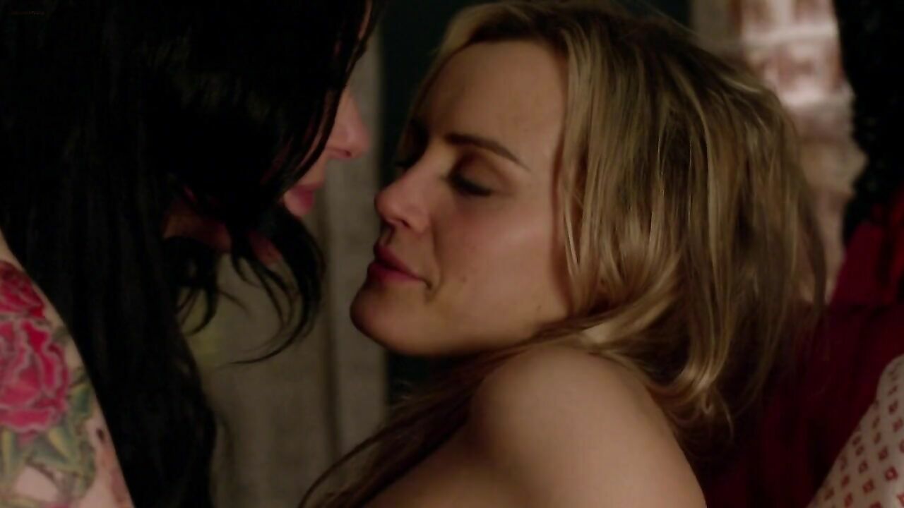 Taylor Schilling nude, Laura Prepon sexy -  sex scene from Orange is the New Black s02e10 (2014)