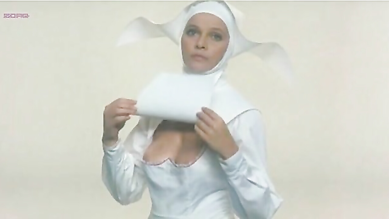 Laura Antonelli nude -  sex scene from Sessomatto (1973)