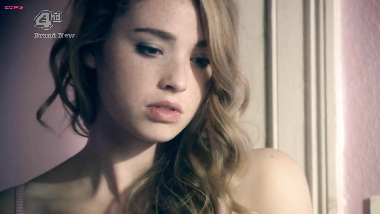 Freya Mavor sexy -  sex scene from Skins s05e03 (2011)