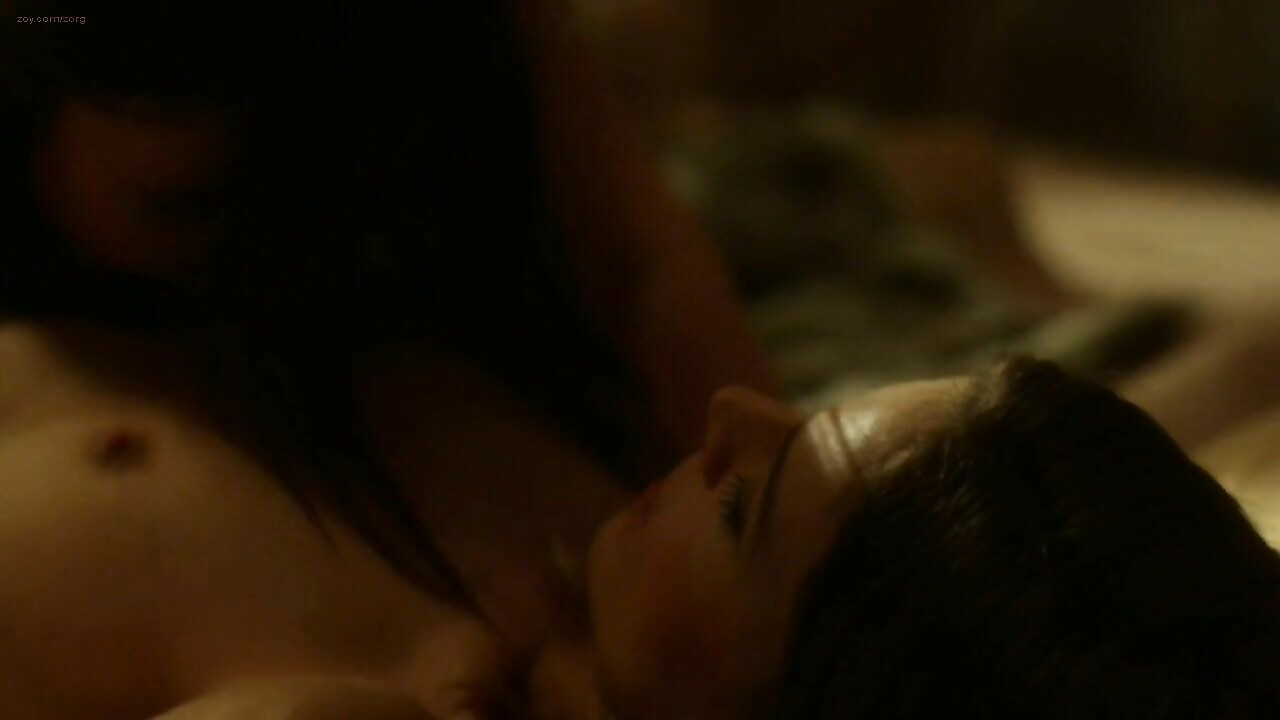 Catherine Walker nude, Alexis Peterman nude -  sex scene from Strike Back s04e05 (2013)