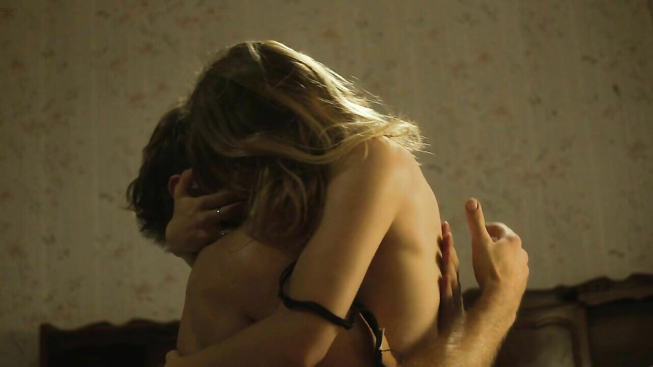 Sara Forestier nude -  sex scene from Suzanne (2013)