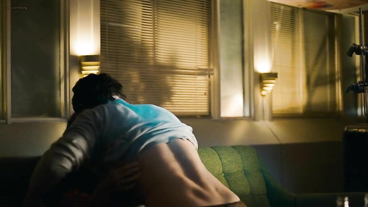 Rooney Mara sexy -  sex scene from Tanner Hall (2009)