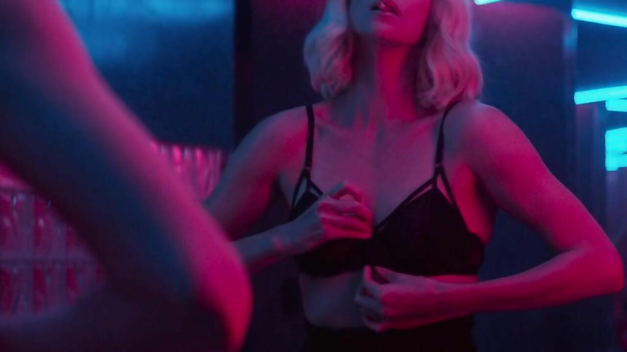 Charlize Theron nude, Sofia Boutella nude -  sex scene from Atomic Blonde (2017)