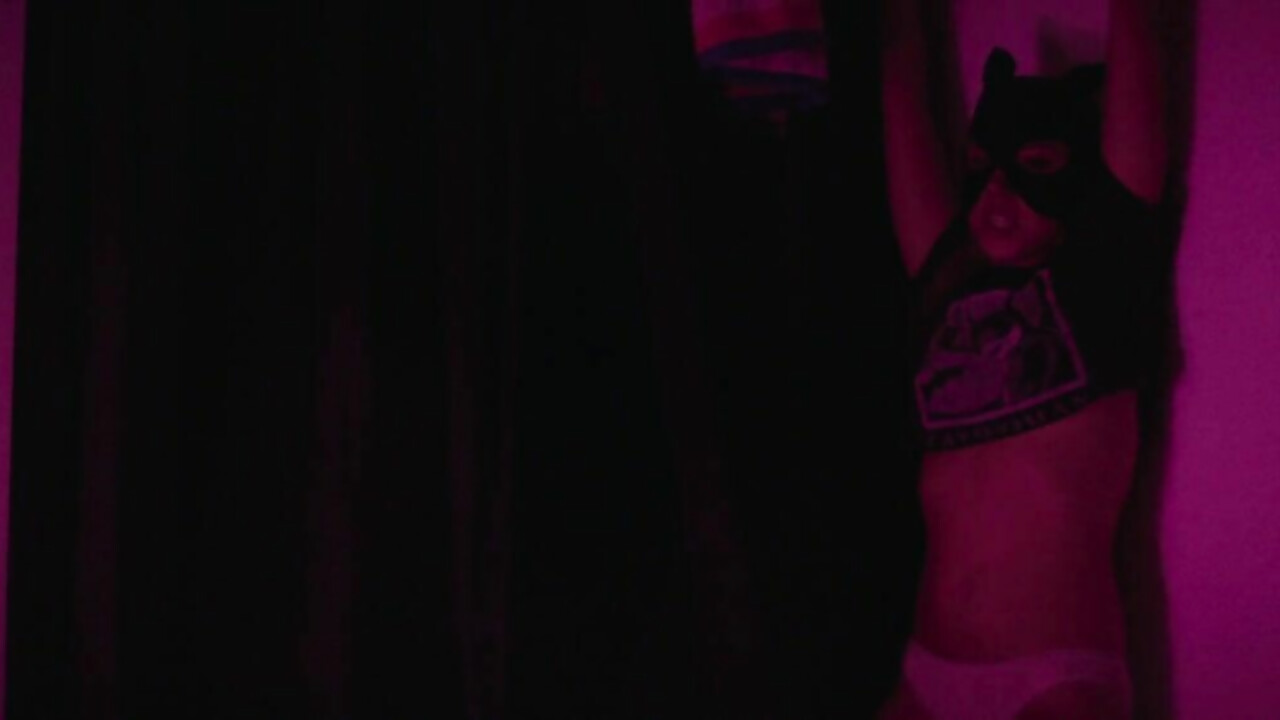 Aubrey Plaza sexy -  sex scene from Ingrid Goes West (2017)