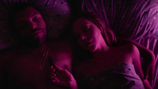 Aubrey Plaza sexy -  sex scene from Ingrid Goes West (2017)