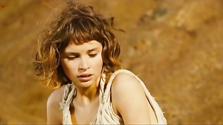 Çıplak ünlüler » Felicity Jones seksi - The Tempest (2010)