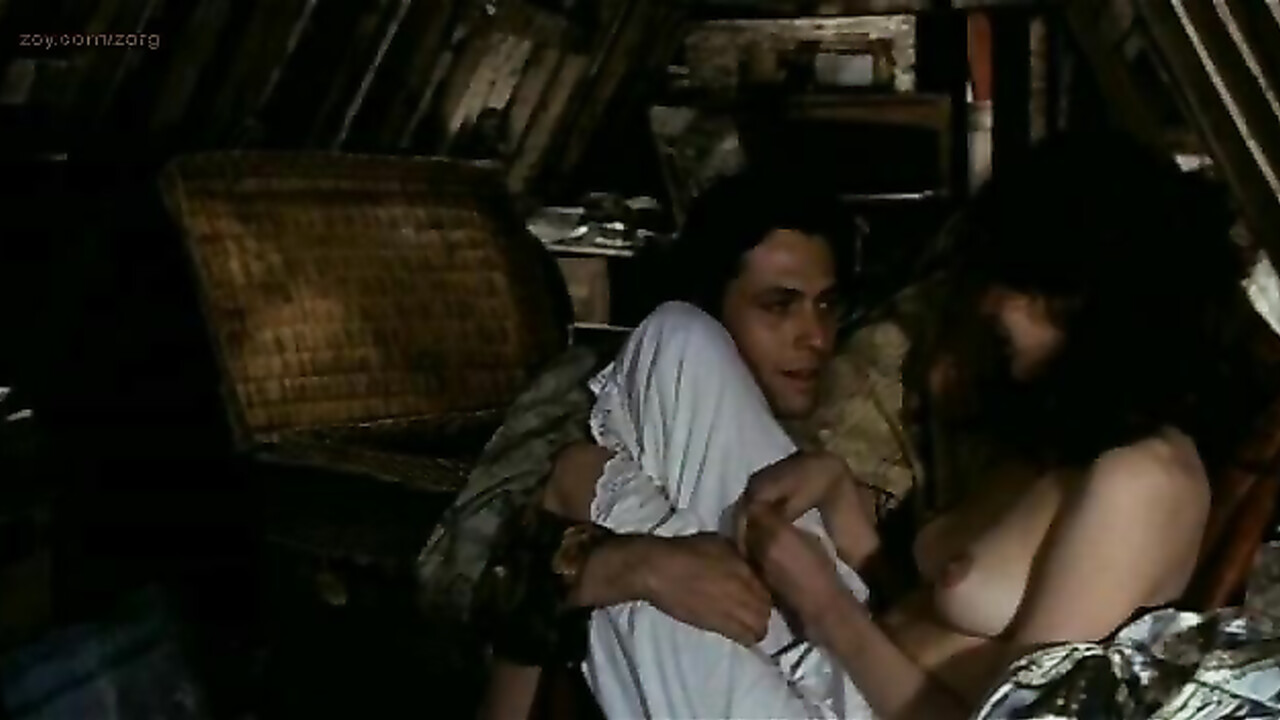 Sylvia Kristel nude -  sex scene from Une Femme Fidele (1976)