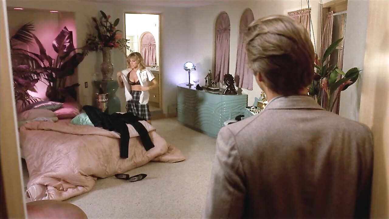 Alexandra Paul nude, Rosanna Arquette sexy -  sex scene from 8 Million Ways to Die (1986)