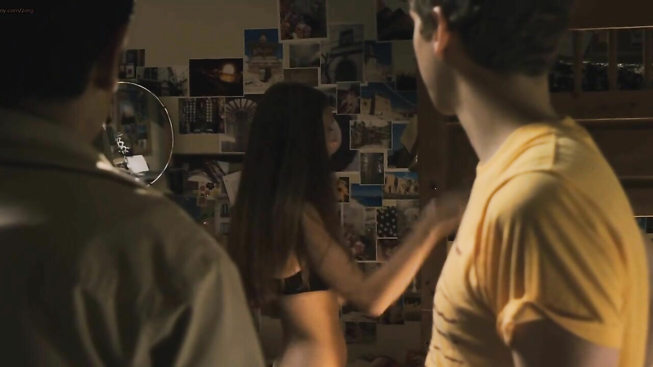 Rooney Mara sexy, Portia Doubleday sexy -  sex scene from Youth in Revolt (2009)