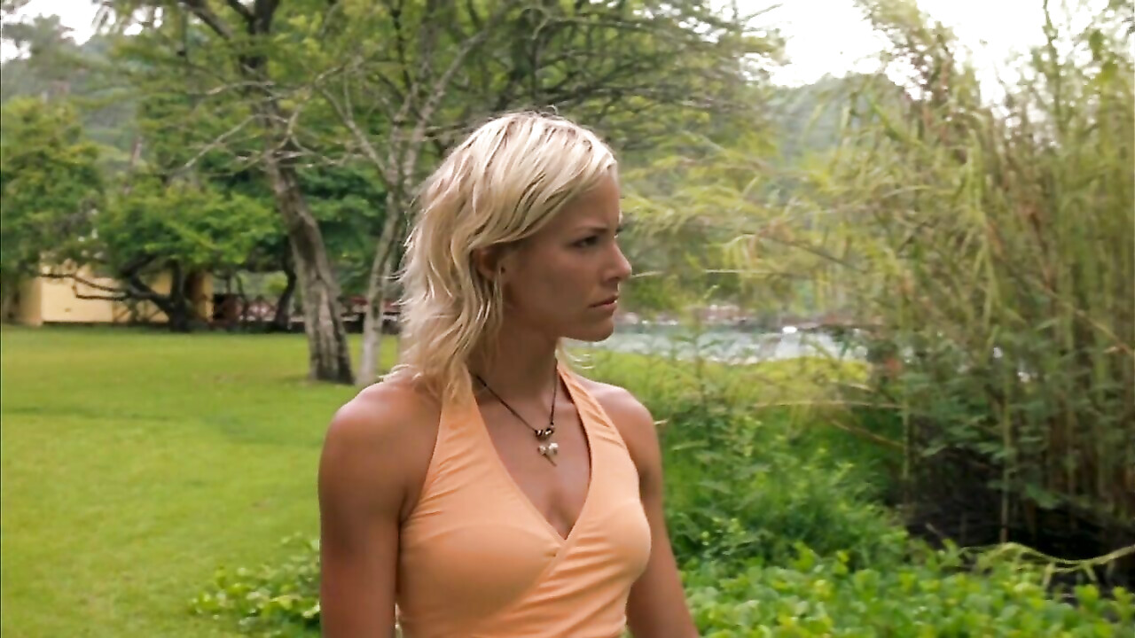 Nackte Promis » Jordan Ladd nackt, Brittany Daniel sexy, Elena Lyons nackt, Tanja Reichert nackt – Club Dread (2004)