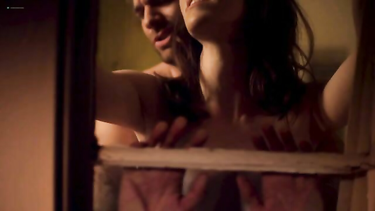 Kristin Wallace nude, Lyndsy Fonseca sexy -  sex scene from Moments of Clarity (2016)