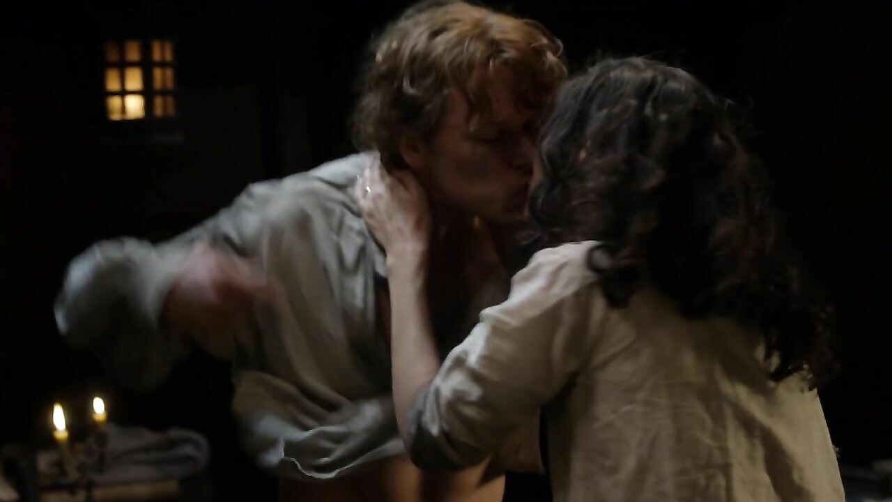 Caitriona Balfe nude -  sex scene from Outlander s03e11 (2017)