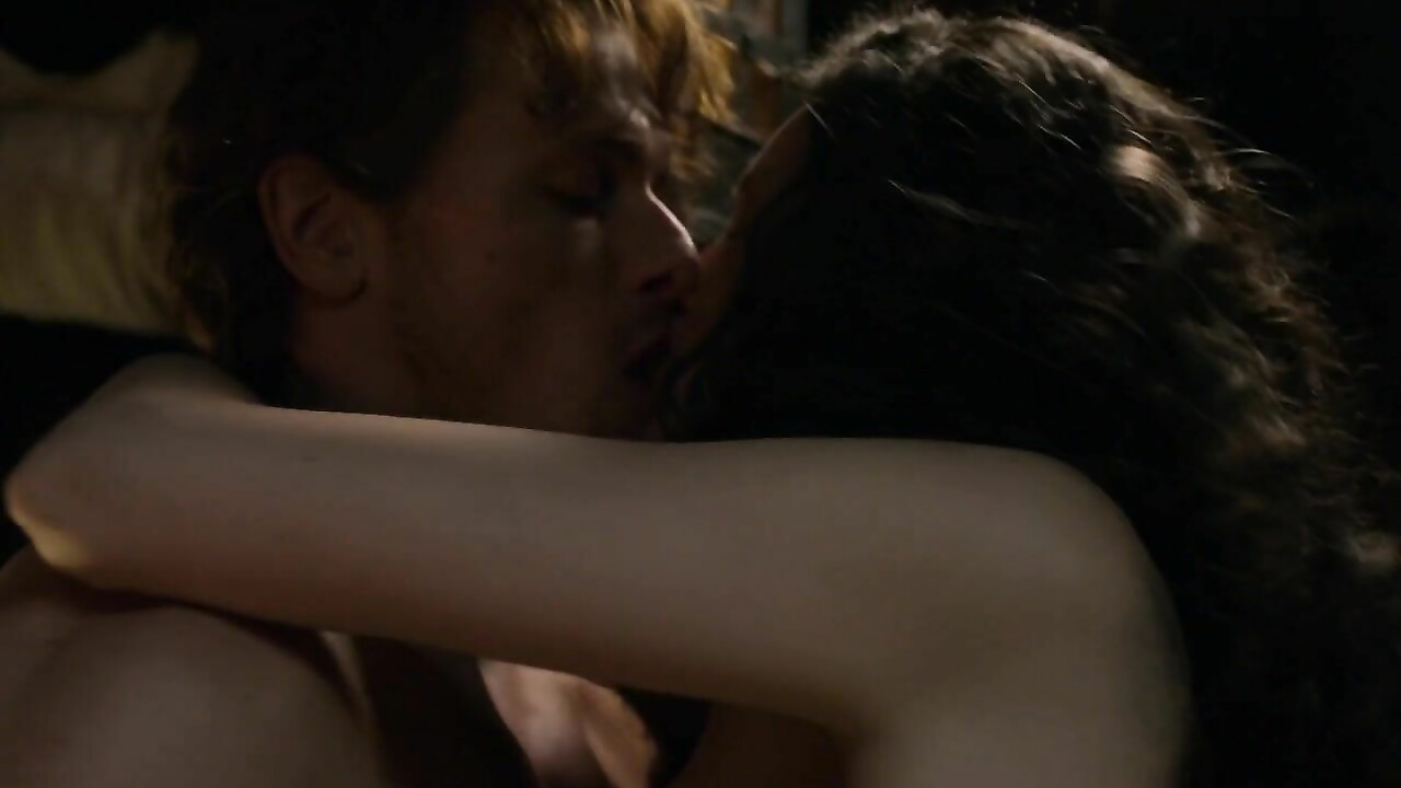 Caitriona Balfe nude -  sex scene from Outlander s03e11 (2017)