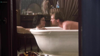 Linda Fiorentino nude -  sex scene from The Moderns (1988)