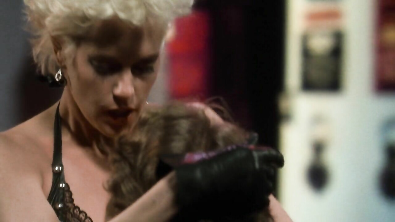 Melanie Griffith nude -  sex scene from Body Double (1984)