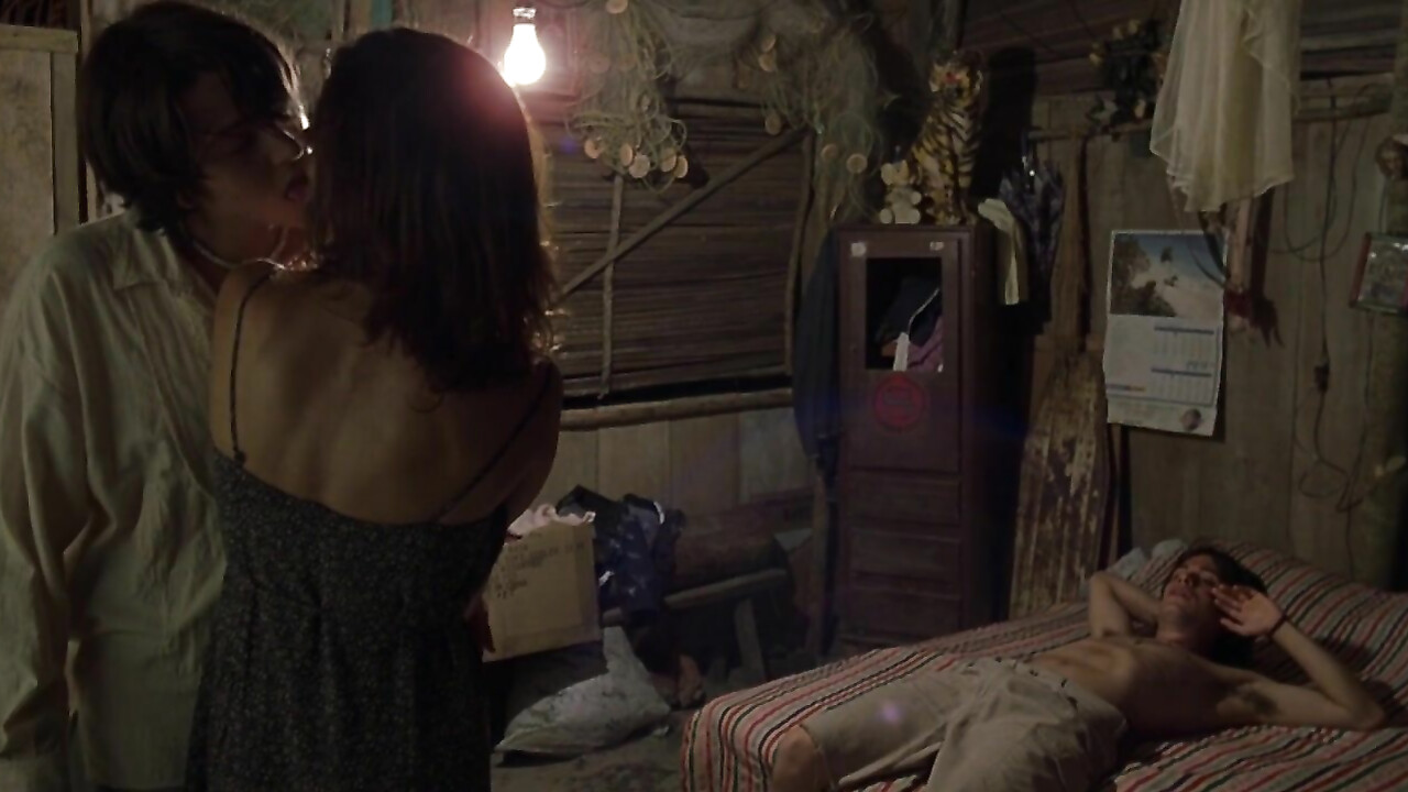 Maribel Verdu nude -  sex scene from Y tu mama tambien (2001)