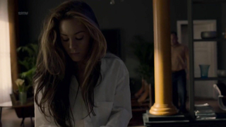 Roxanne Mckee nuda - scena di sesso da Strike Back s06e06 (2018)