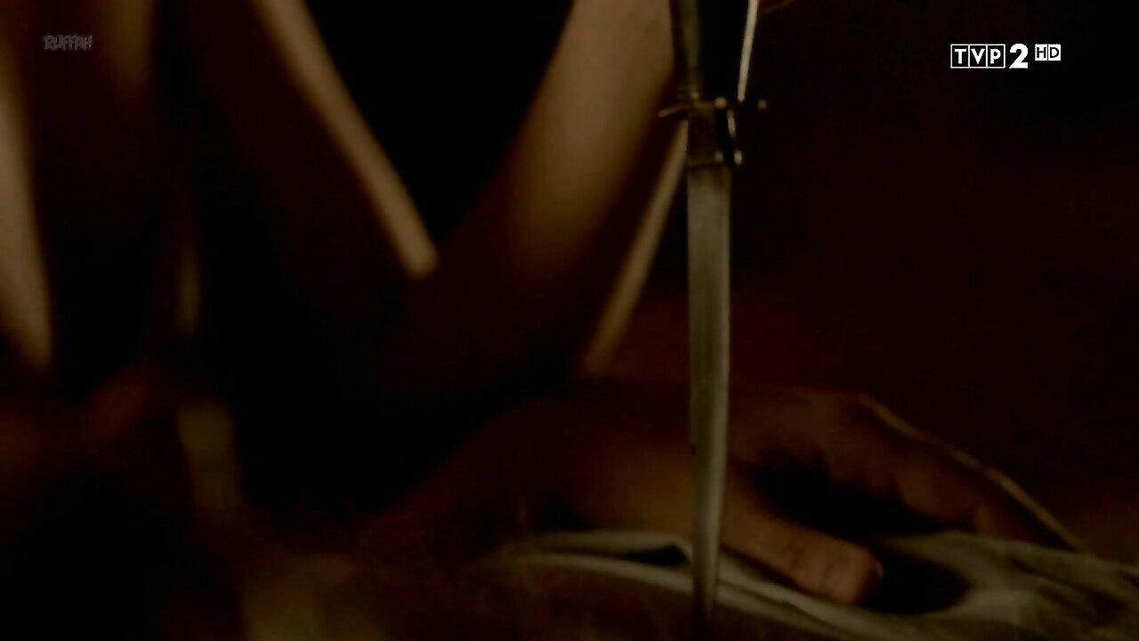 Magdalena Kolesnik nude -  sex scene from Miasto Skarbow s01e07 (2017)