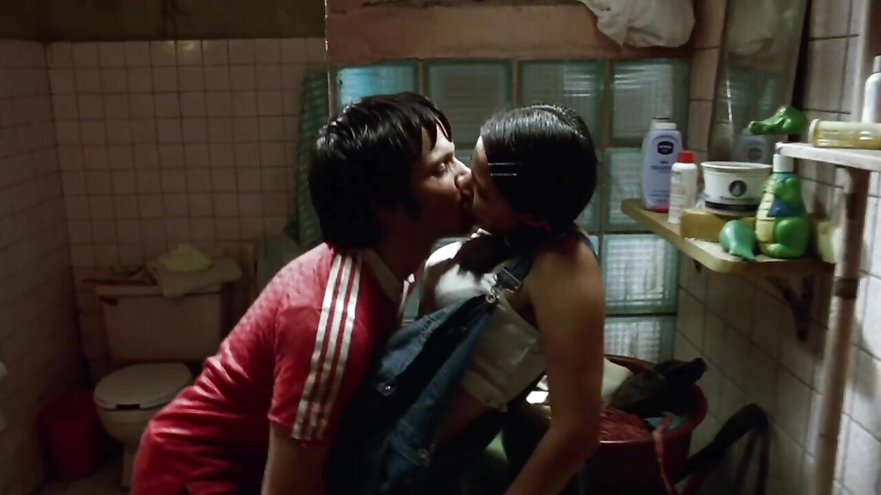 Vanessa Bauche nude -  sex scene from Amores perros (2000)