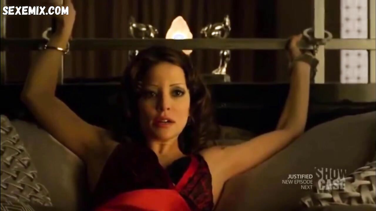 Emmanuelle Vaugier, Anna Silk Lesbian, Szene in Lost Girl s02e21 (2012)