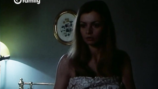 Anna Wetlinska sexy, scena in Cista reka (1978)