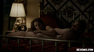 Keri Russell sexy, scene in The Americans s02e01 (2014)