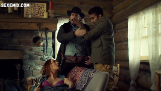 Pechos de Katherine Barrell, escena en Wynonna Earp s03e10 (2018)