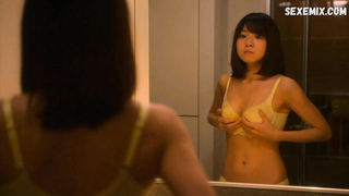 Shizuka Nakamura, Juri Kawasaki sexy, scene in Fishbowl Wives s01e02 (2022)