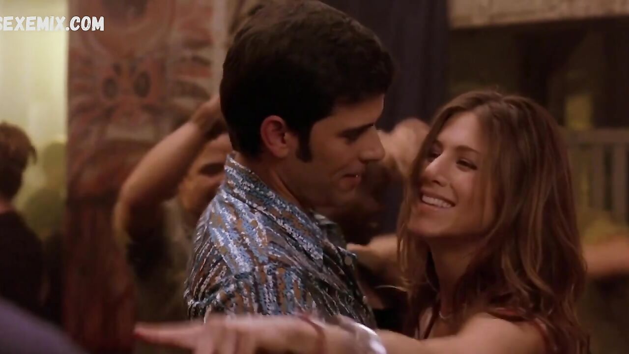 Jennifer Aniston sexy, scene in Along Came Polly (2004)