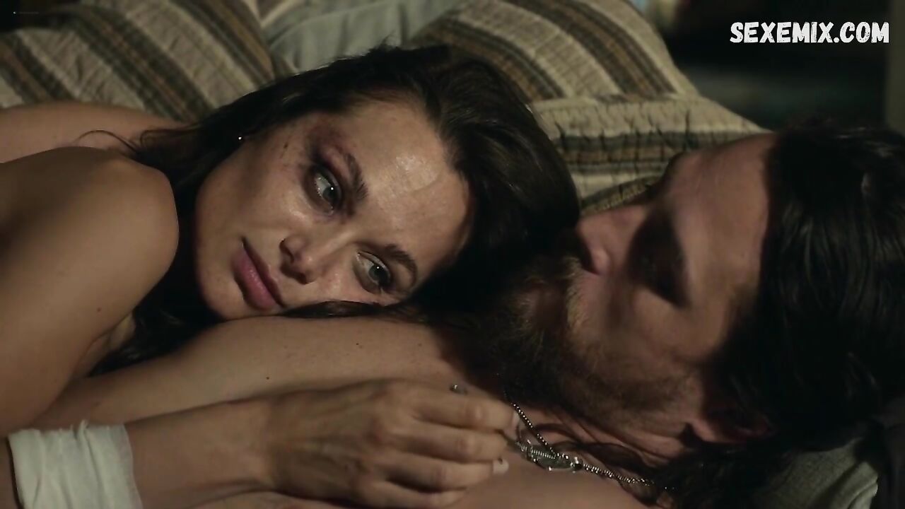 Christina Ochoa sexy, scene in Animal Kingdom s06e08 (2022)