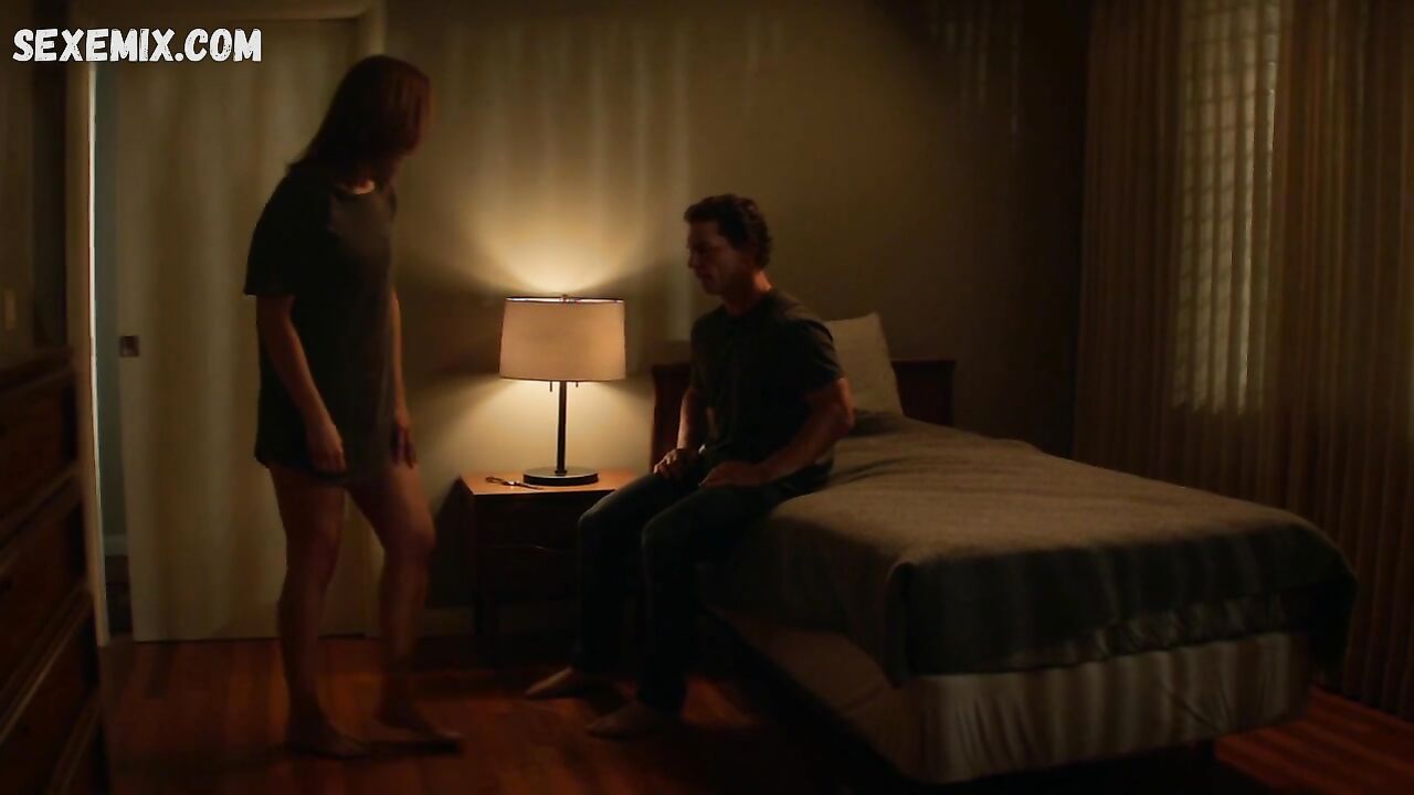 Leila George, Emily Deschanel sexy, scene in Animal Kingdom s04e07 (2019)