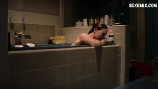 Emily Deschanel sexy, cena em Animal Kingdom s04e12 (2019)