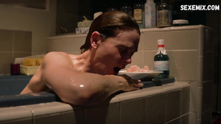 Emily Deschanel sexy, cena em Animal Kingdom s04e12 (2019)