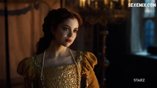 Charlotte Hope, Stephanie Levi-John sexy, scene in The Spanish Princess s02e01 (2020)