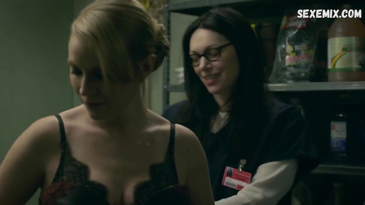 Emily Tarver, Laura Prepon strips dancing striptease, scene in Orange Is the New Black s07e02-10 (2019)