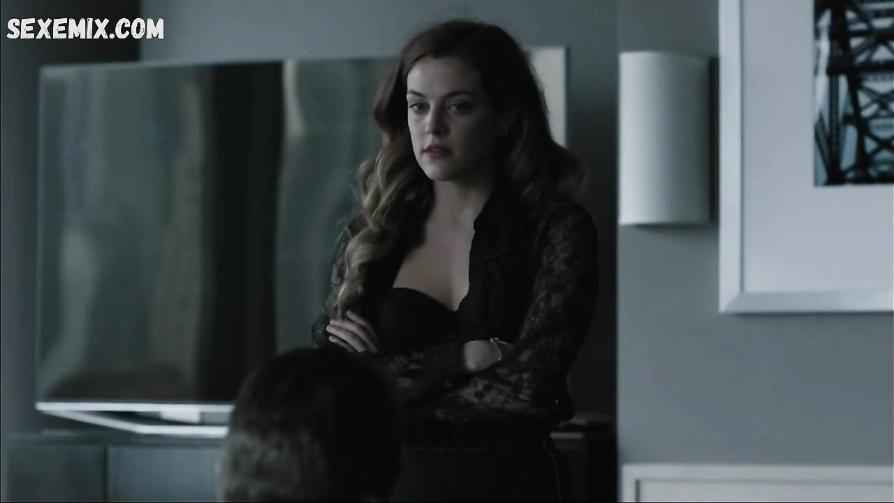 Riley Keough sexy, scene in The Girlfriend Experience s01e13 (2016)