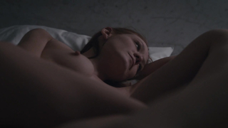 Louisa Krause, Anna Friel lezbiyen, The Girlfriend Experience s02e03 (2017) sahnesi