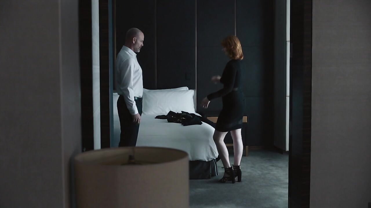 Louisa Krause, Gillian Williams blowjob, scene in The Girlfriend Experience s02e01 (2017)